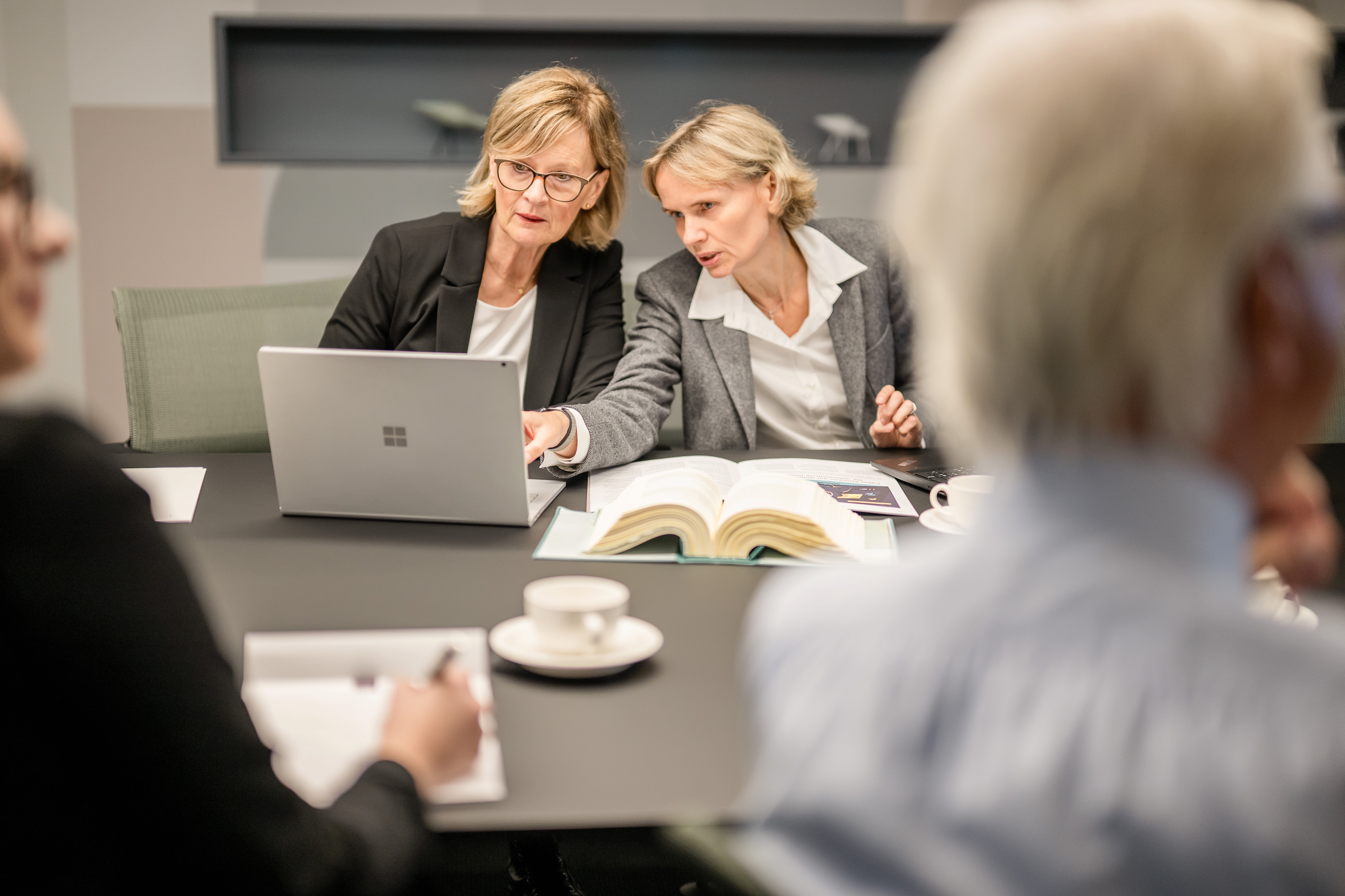 LW·P Lüders Warneboldt